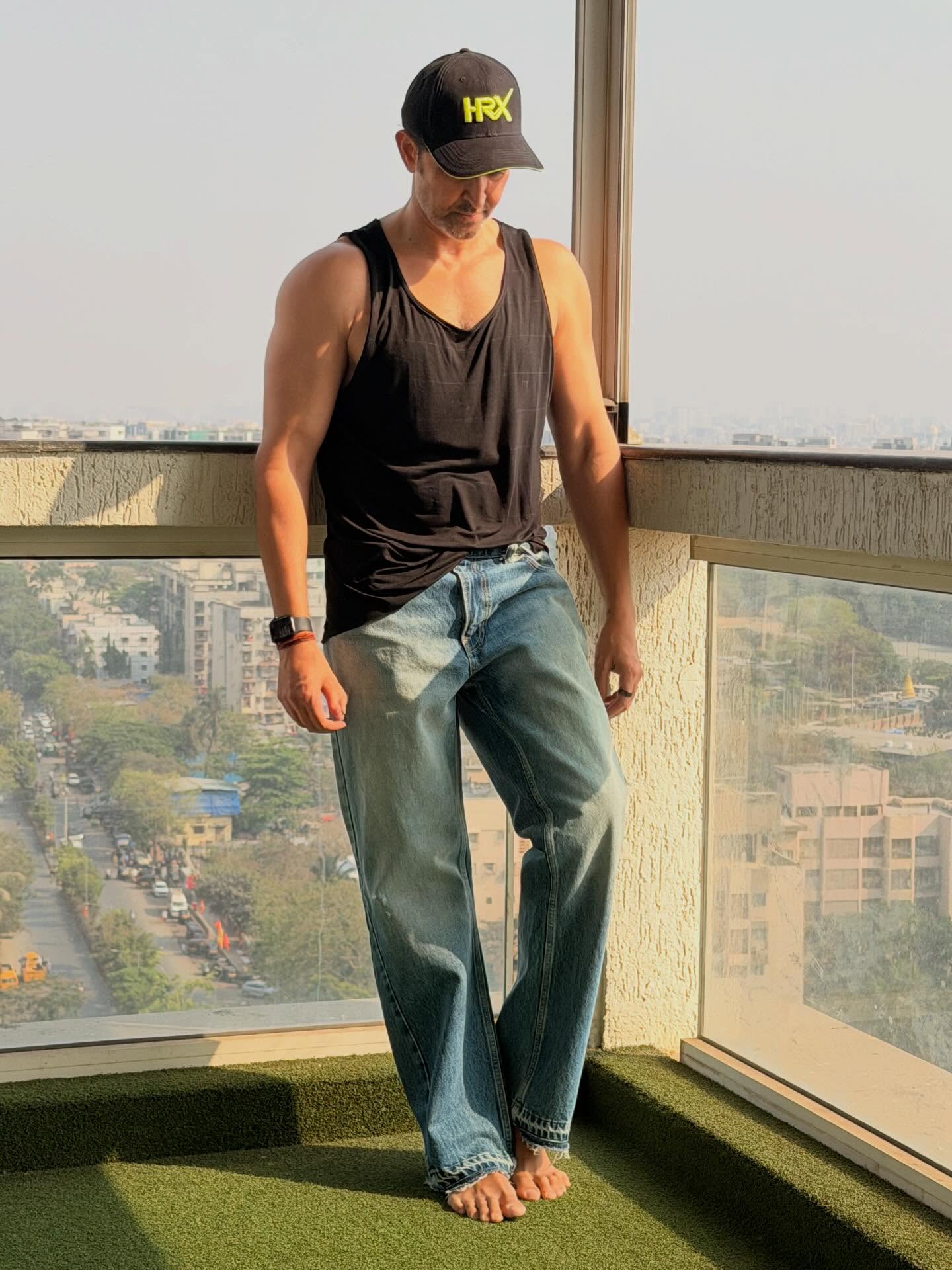 hrithikroshan_1775415061119.jpg