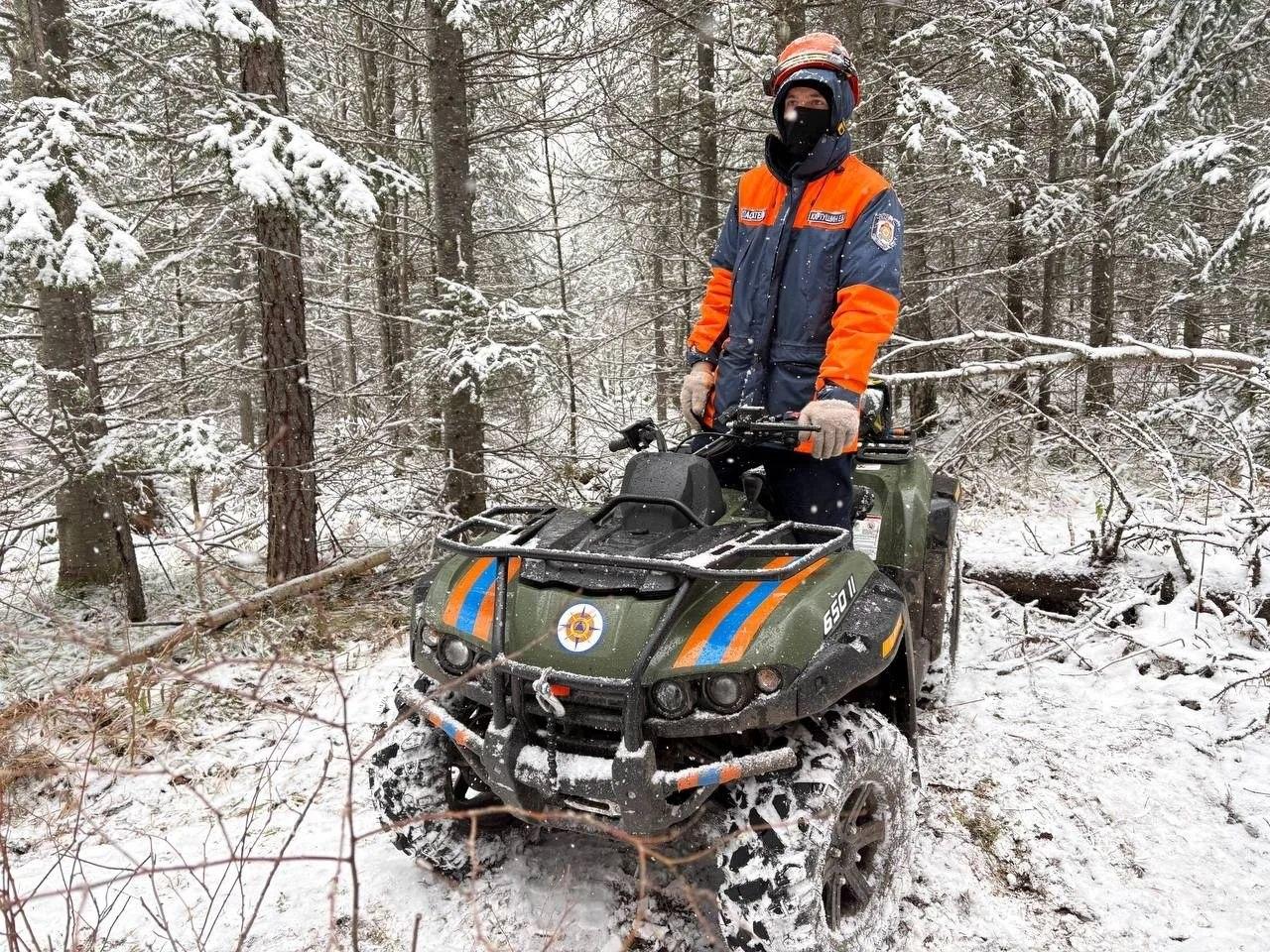 Исчезновение семьи Усольцевых в тайге: спасатели возобновили поиски с дронами