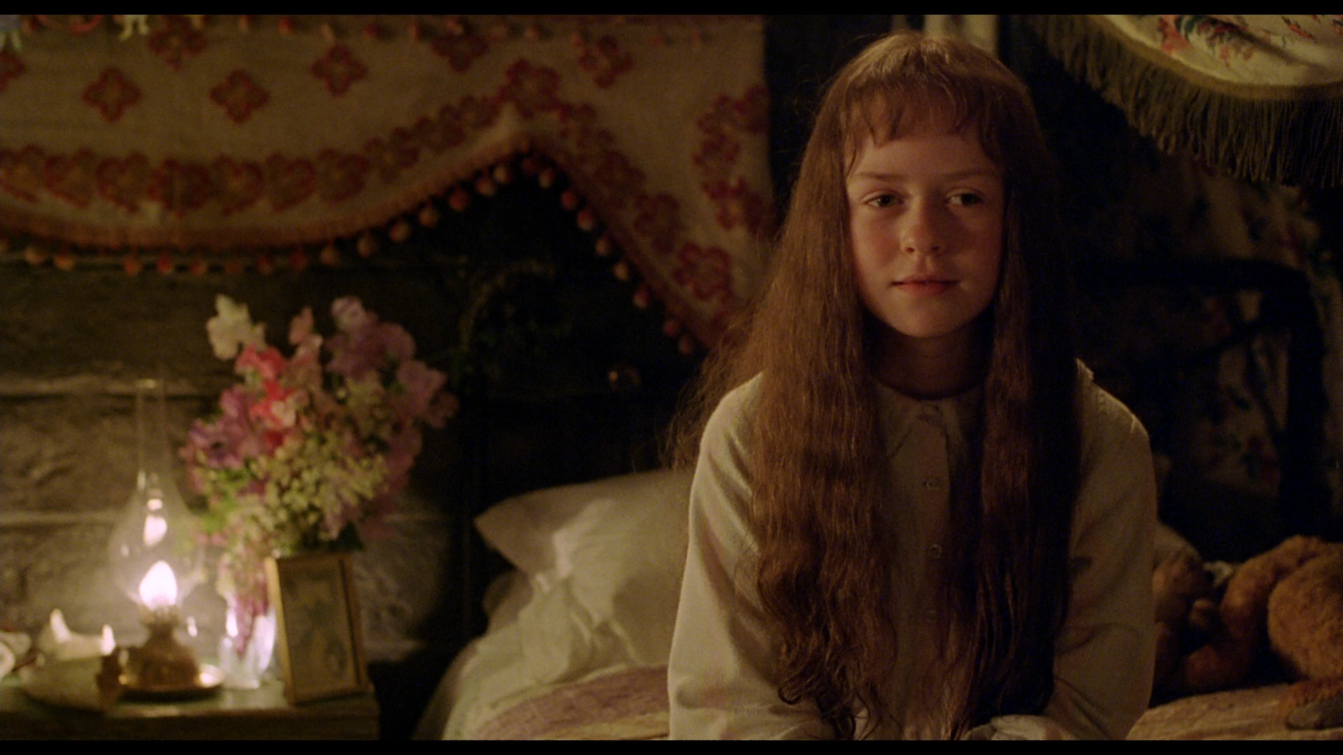 Fairy.Tale.A.True.Story.1997.1080p.BluRay.REMUX.AVC.DTS-HD.MA.5.1-dOwn.mkv_snapshot_00.11.35.png