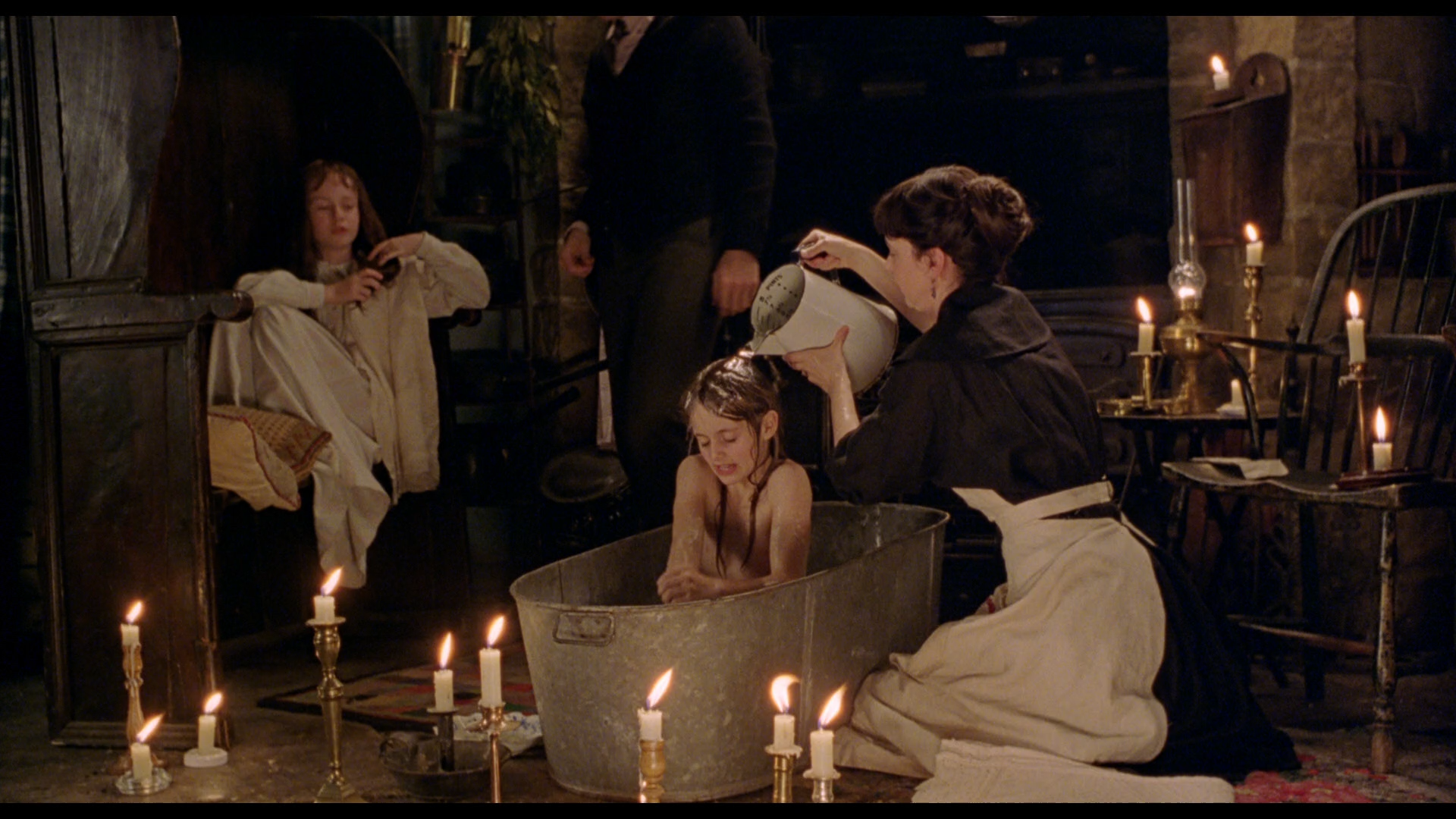 Fairy.Tale.A.True.Story.1997.1080p.BluRay.REMUX.AVC.DTS-HD.MA.5.1-dOwn.mkv_snapshot_00.09.52.png