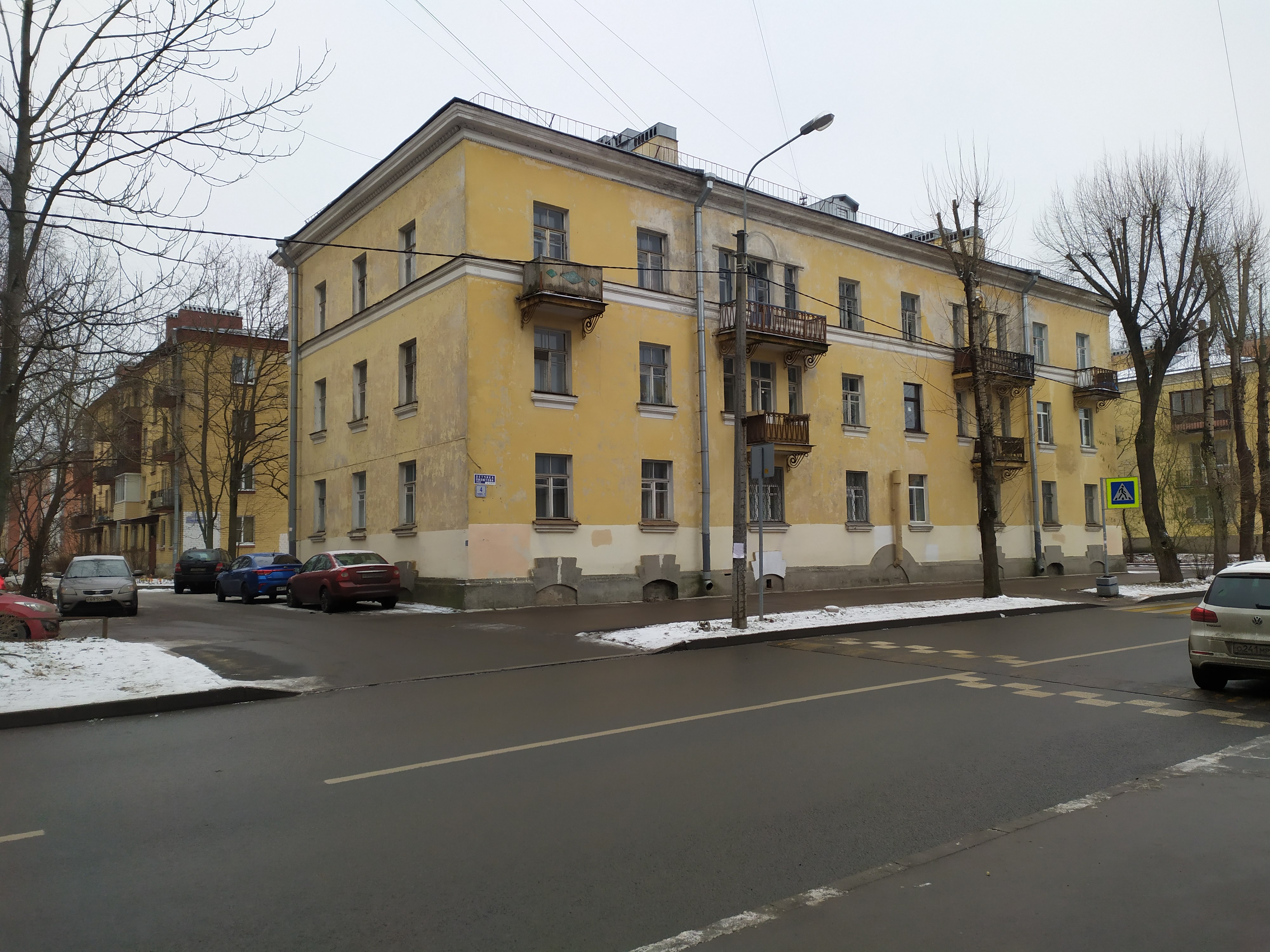 Лётчика Пилютова 4к1_4.JPG