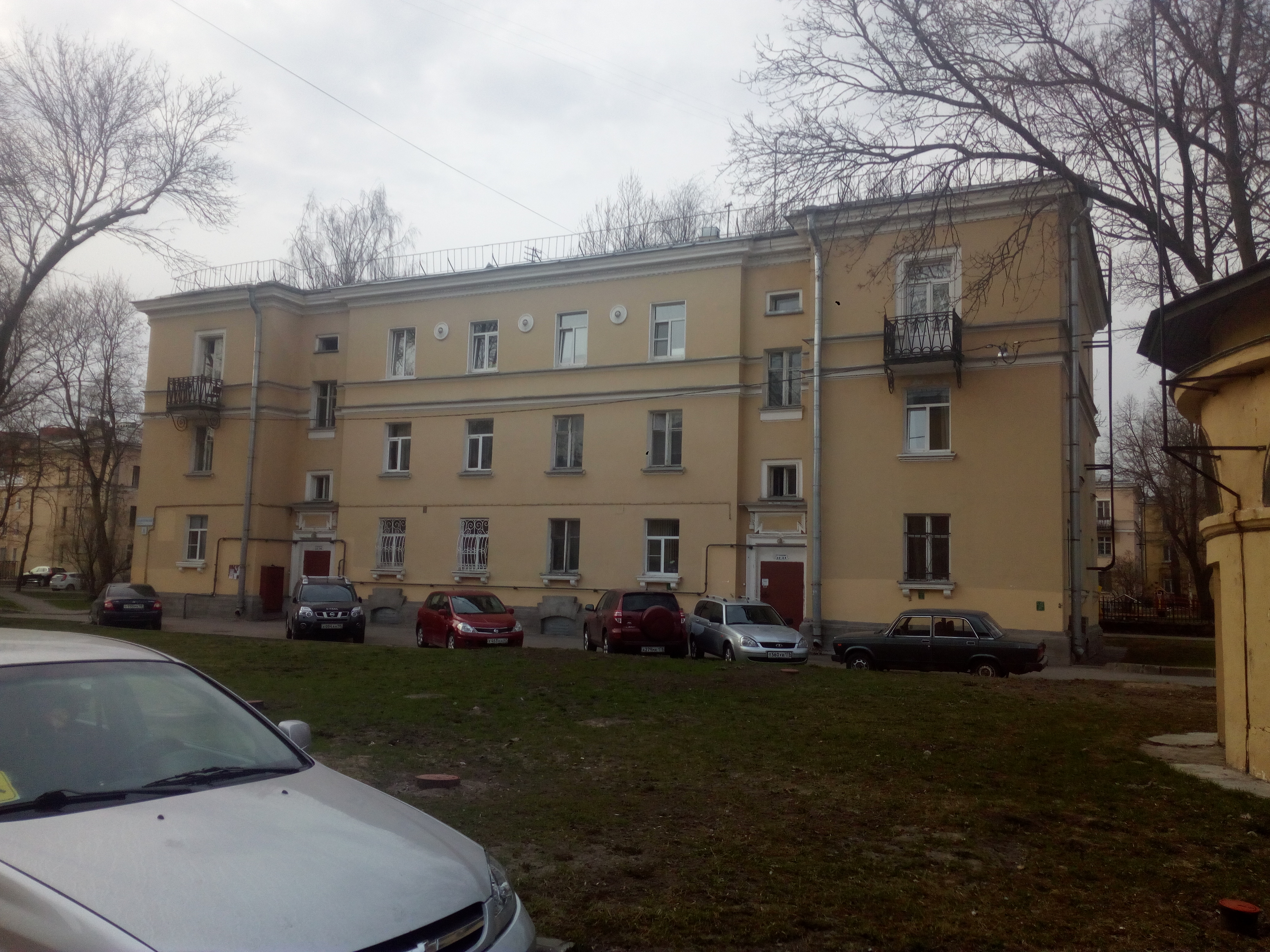 Среднеохтинский 11к2.jpg