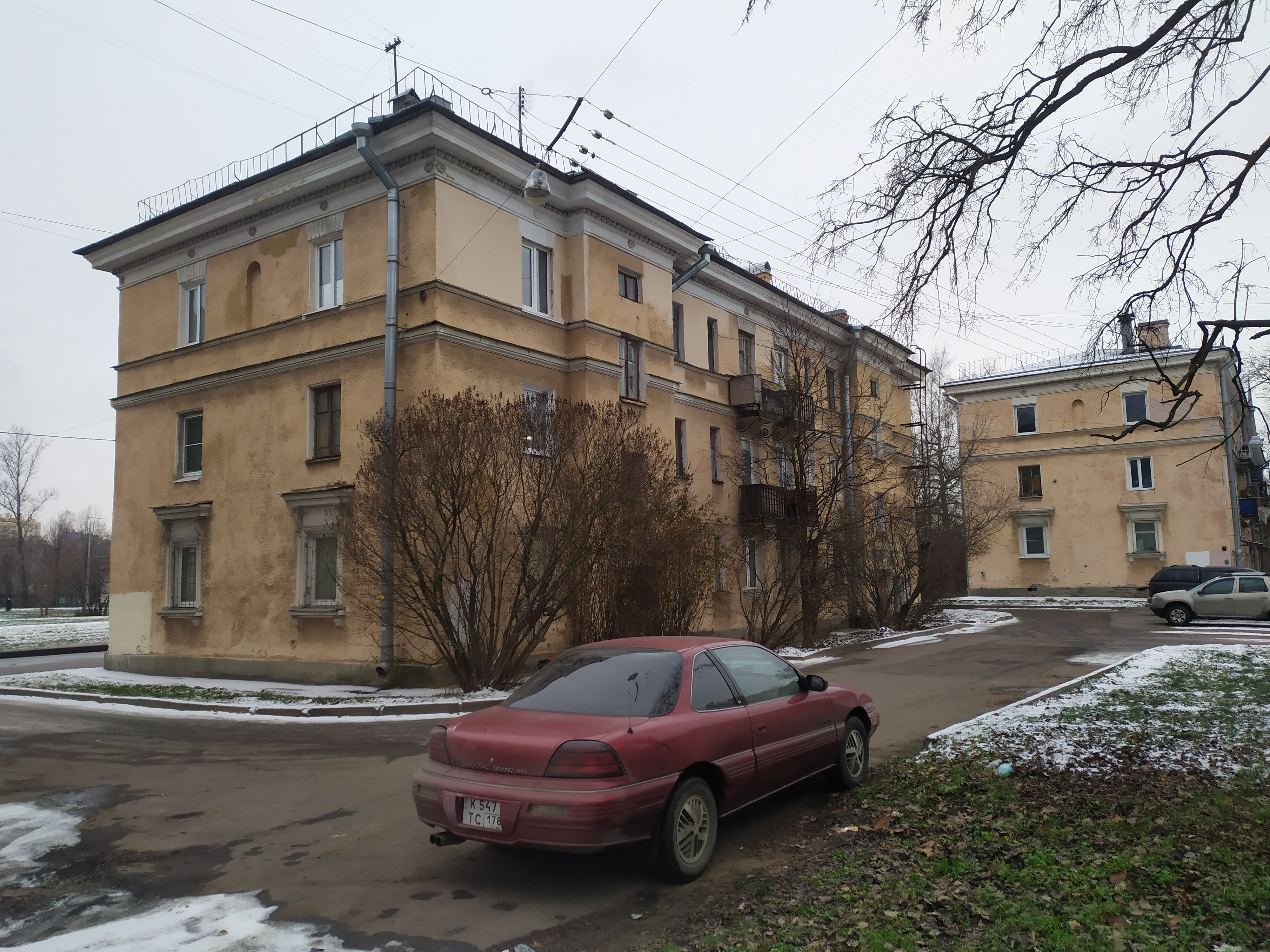 Лётчика Пилютова 22к1_2.JPG