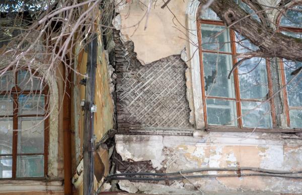 Власти Перми изымут семь участков под аварийными домами в четырех районах