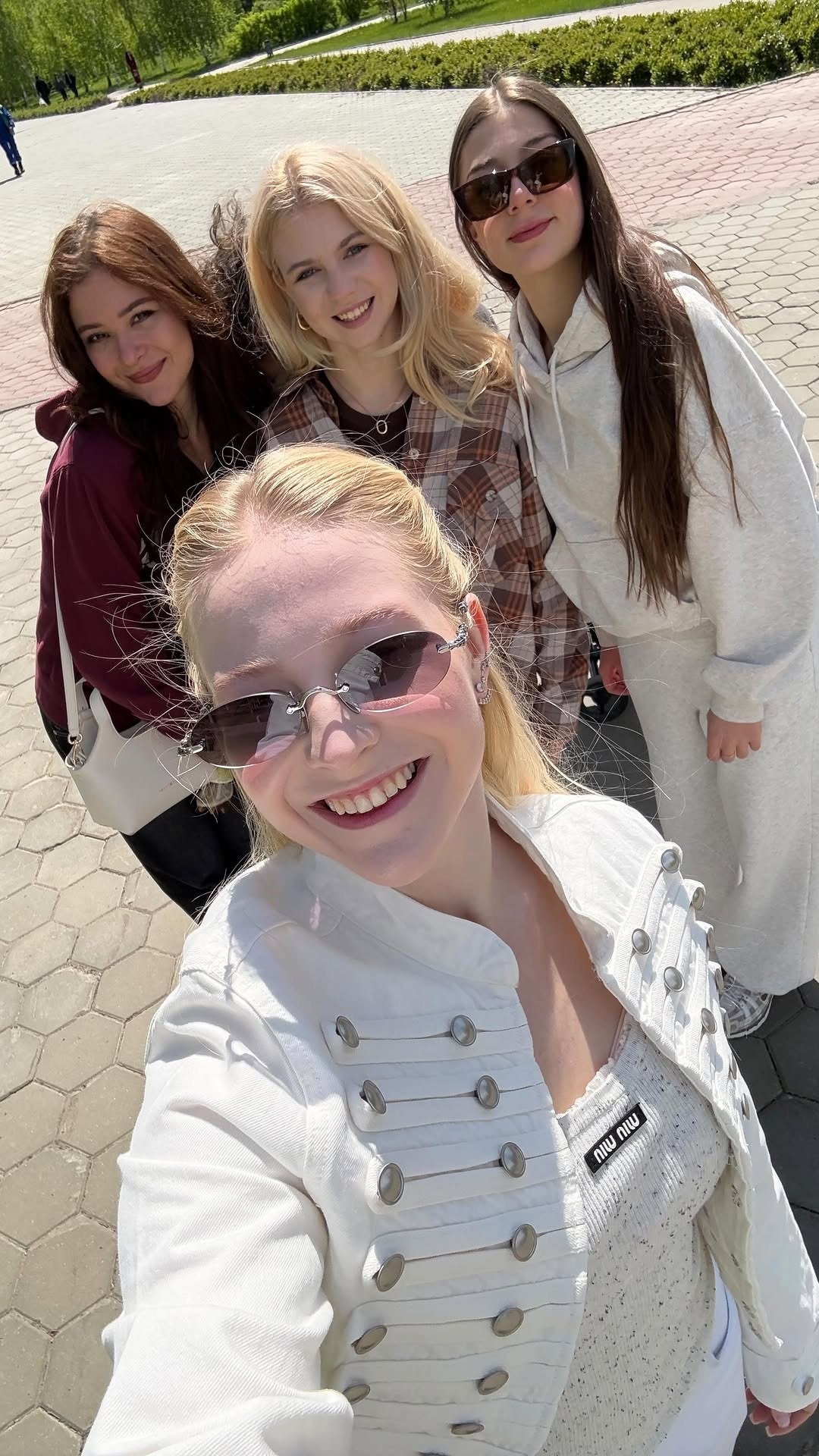 https://i7.imageban.ru/out/2026/05/03/37734a9e0a8b38f81989dad3ec49545f.jpg