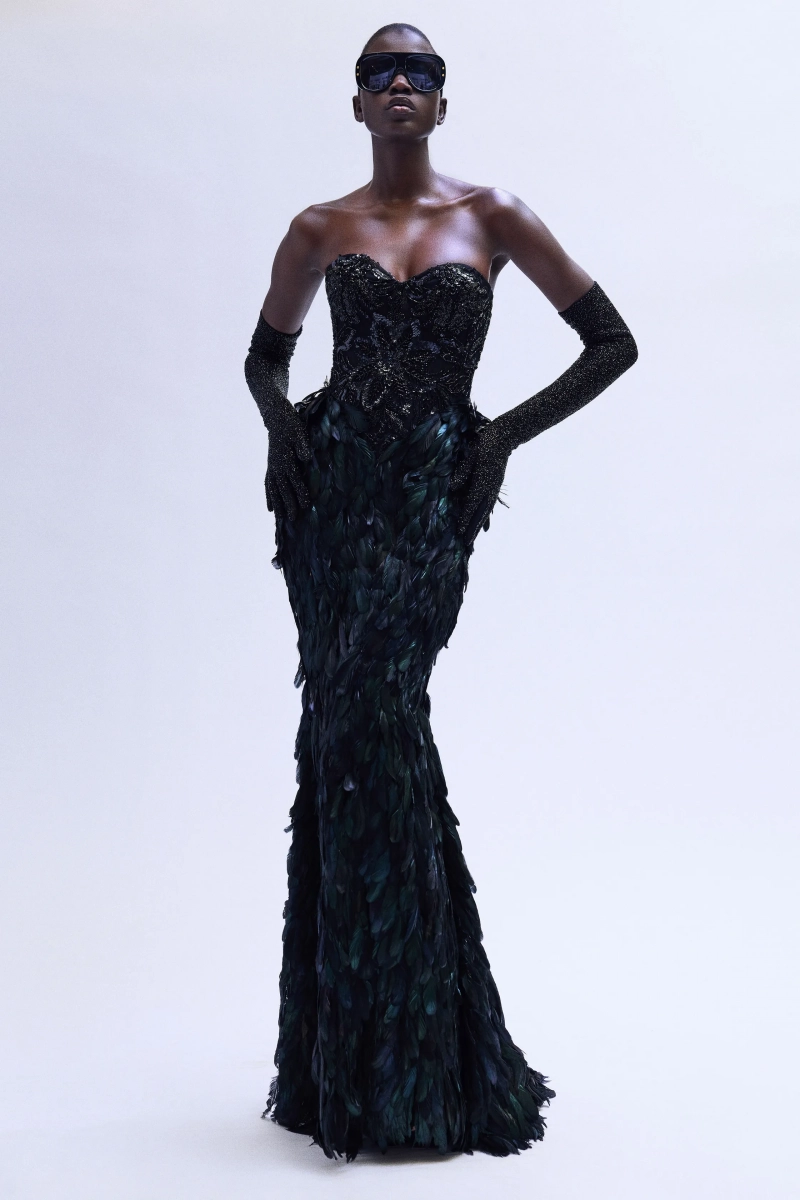00025-naeem-khan-fall-2026-ready-to-wear-credit-brand.webp