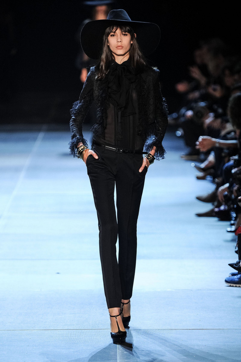 saint_laurent_wss13_171-resp2400v.jpg