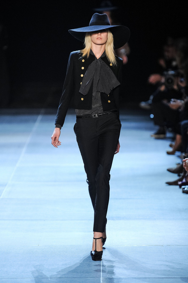 saint_laurent_wss13_069-resp2400v.jpg