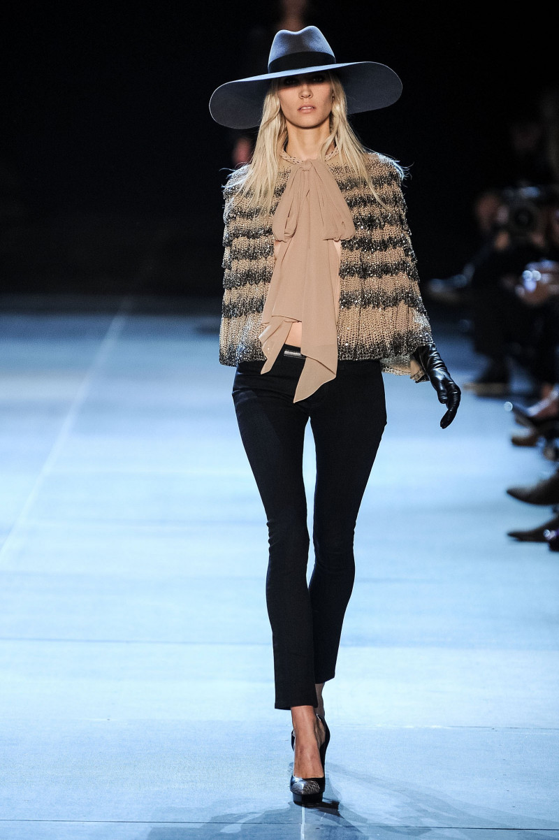 saint_laurent_wss13_131-resp2400v.jpg