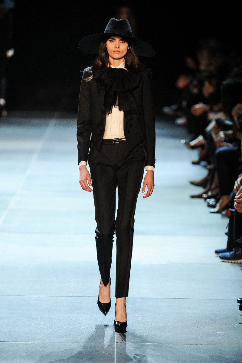 saint_laurent_wss13_007-resp2400v.jpg