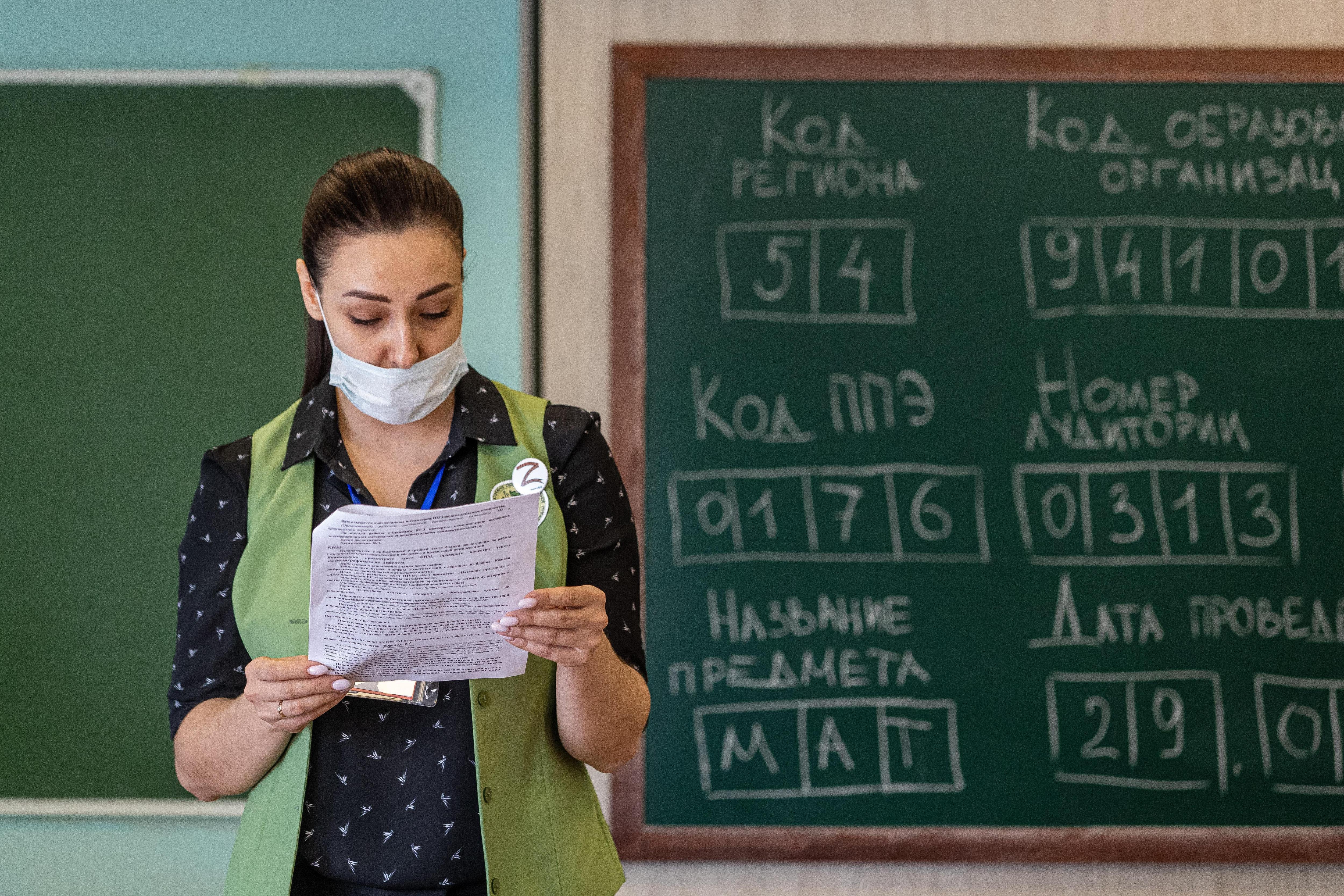 Изменения в ЕГЭ-2026: расписание, пересдача и новшества для школьников