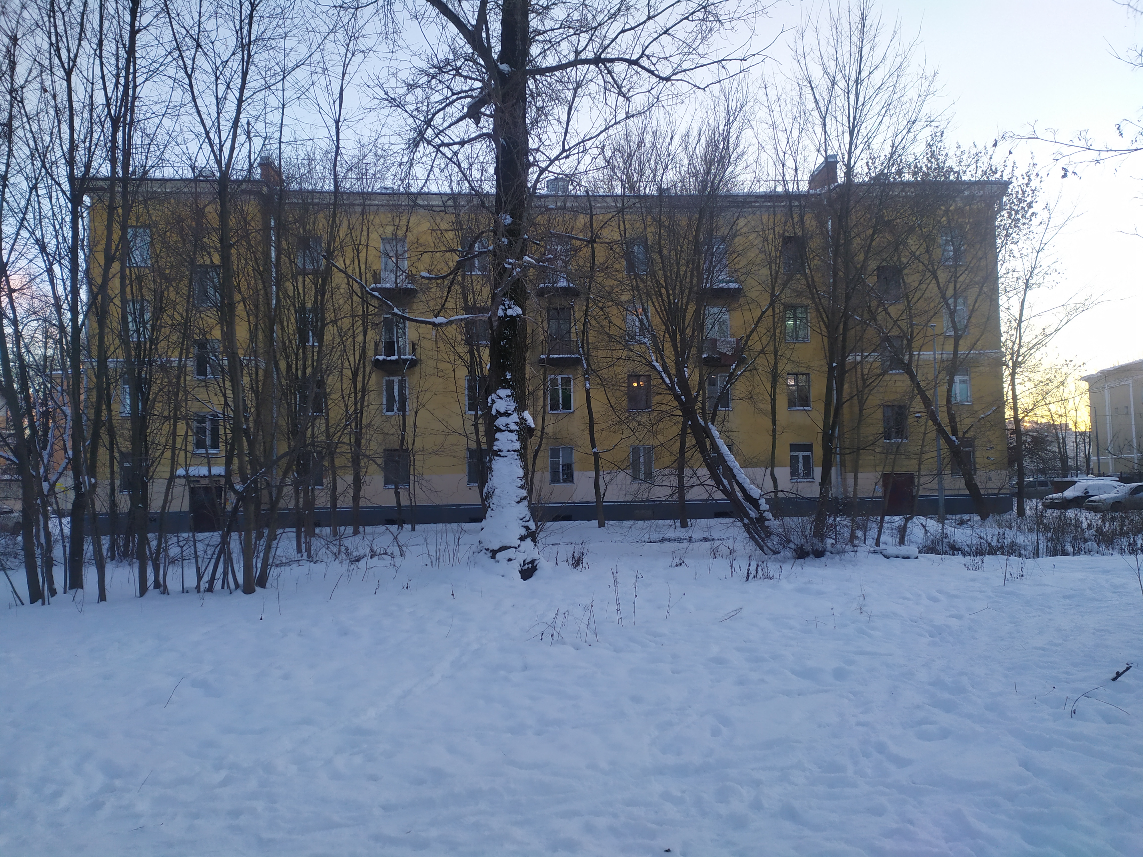 Октябрьская наб. 88к2_4.JPG