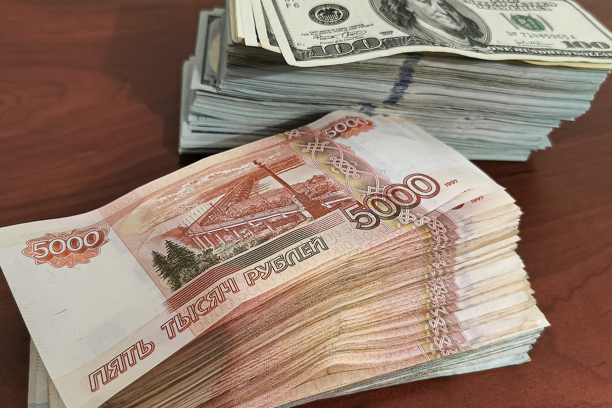 Эксперт предупреждает: как не потерять сбережения из-за финансовых афер
