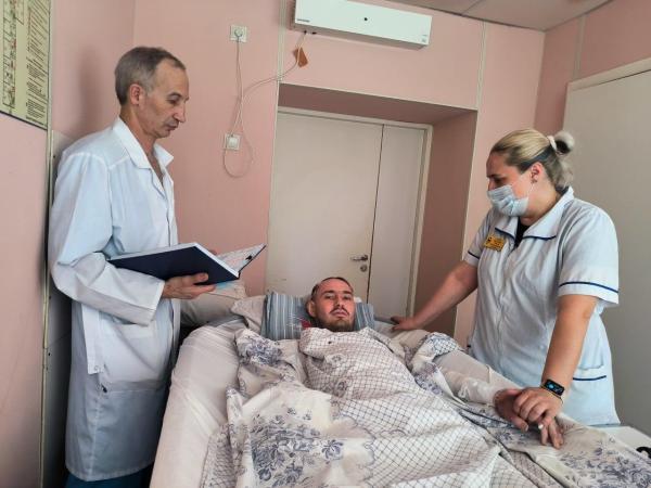 Пермские врачи спасают жизнь пациенту с ожогами 50% тела