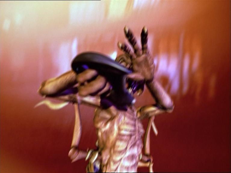 dvd_snapshot_01.15.00.240.png