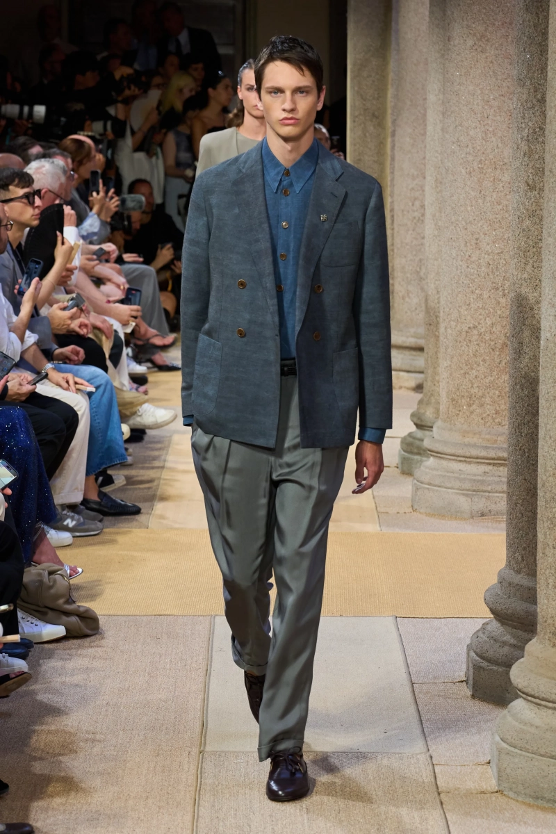 00108-giorgio-armani-spring-2027-menswear-credit-gorunway.webp