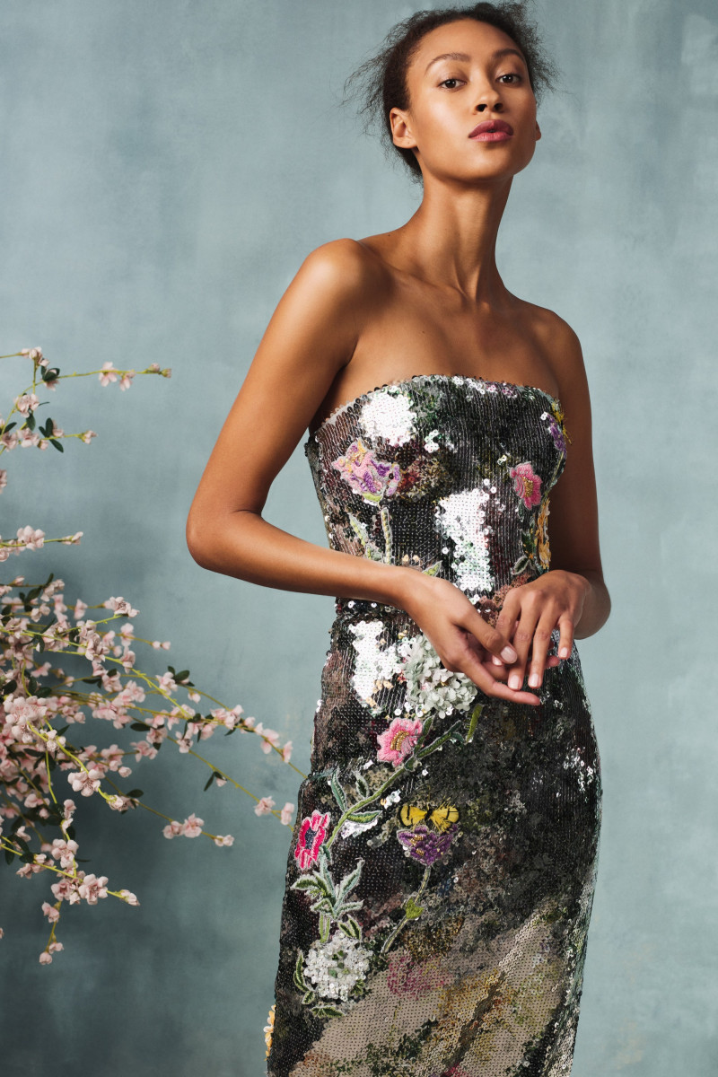 00018-Monique-Lhuillier-Fall-20-RTW-Credit-Stas-Komarovski.jpg