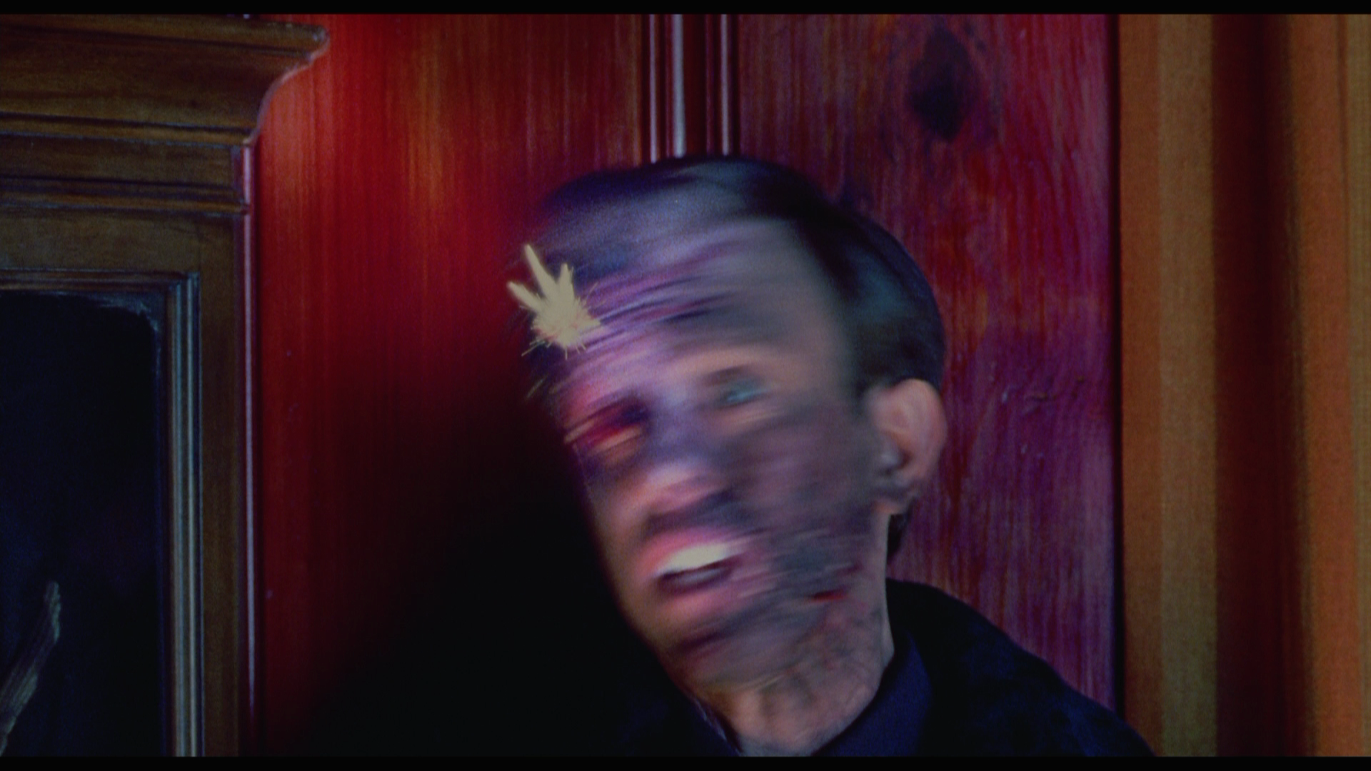 Idle.Hands.1999.Umbrella.Entertainment.BDRemux.1080p.mkv_20260705_191344.142.png