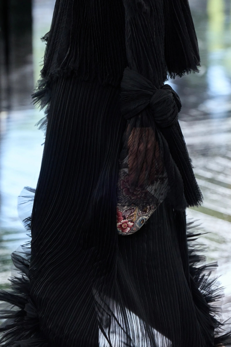 00084-christian-dior-fall-2026-couture-details-credit-gorunway.webp