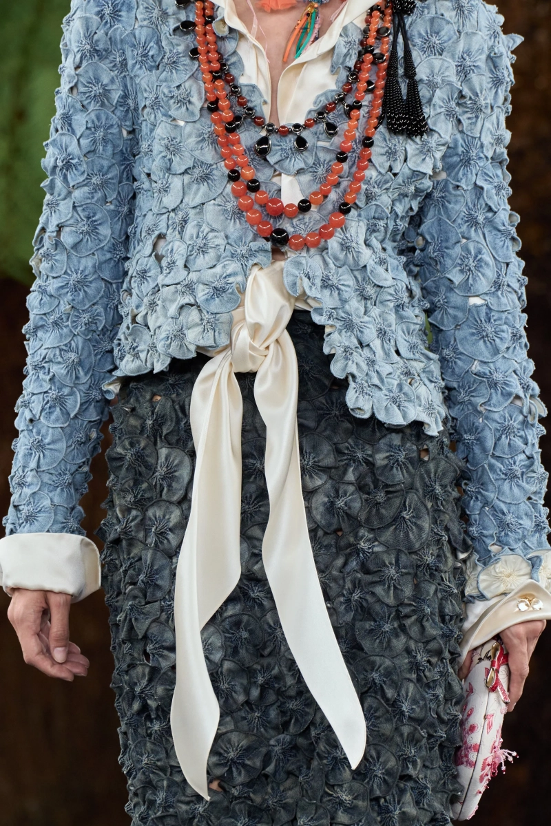 00098-christian-dior-fall-2026-couture-details-credit-gorunway.webp