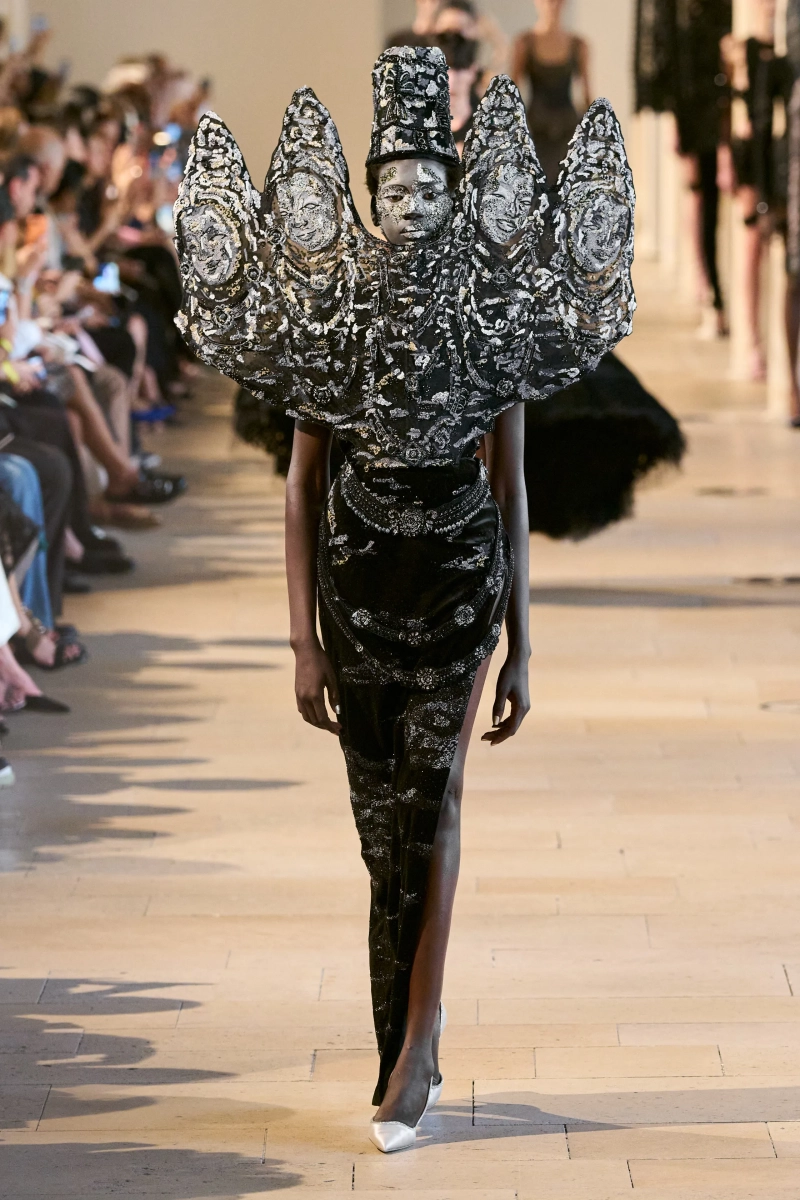 00008-rahul-mishra-fall-2026-couture-credit-gorunway.webp