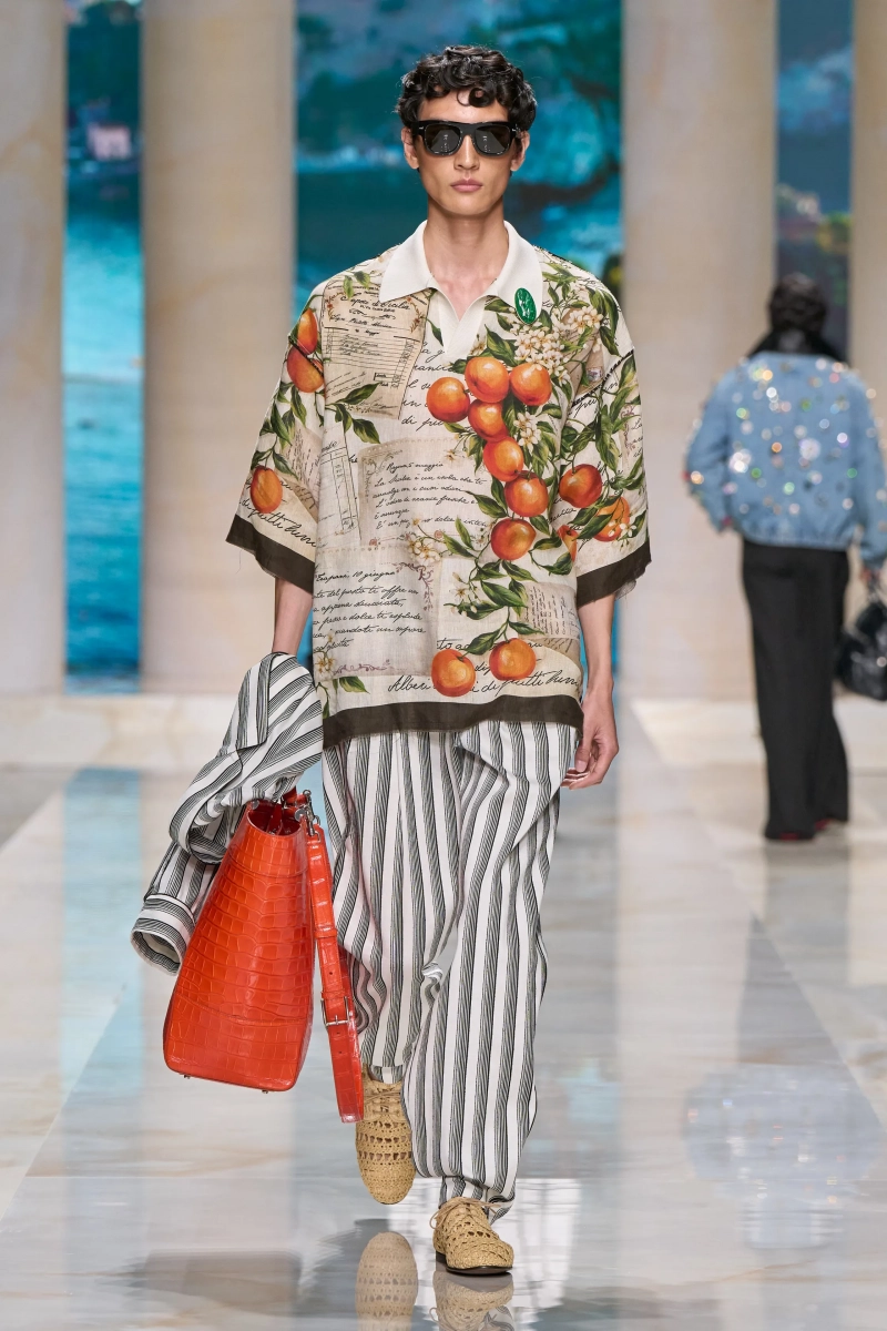 00014-dolce-and-gabbana-spring-2027-menswear-credit-gorunway.webp