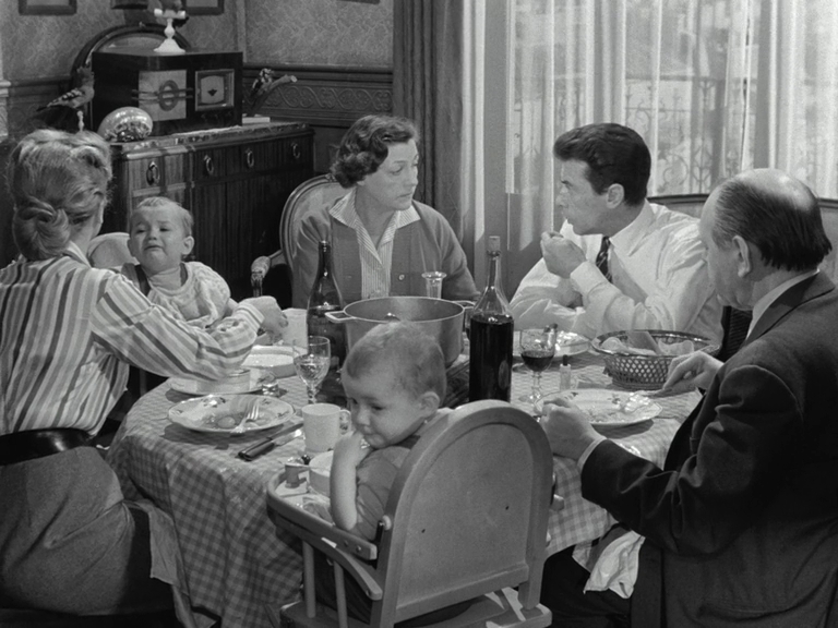 Папа, мама, моя жена и я.1955.BDRip AVC msltel.mkv_snapshot_00.30.35.738.jpg
