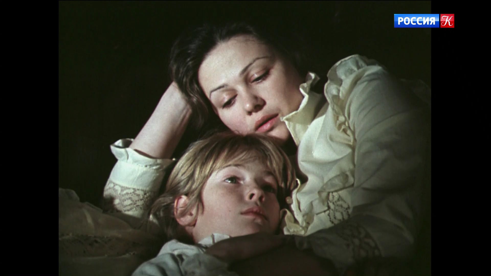 002_РАННЕЕ_РАННЕЕ_УТРО_1983_1080p_HDTV_РОССИЯ_К_HD_by_galebcev (19).png