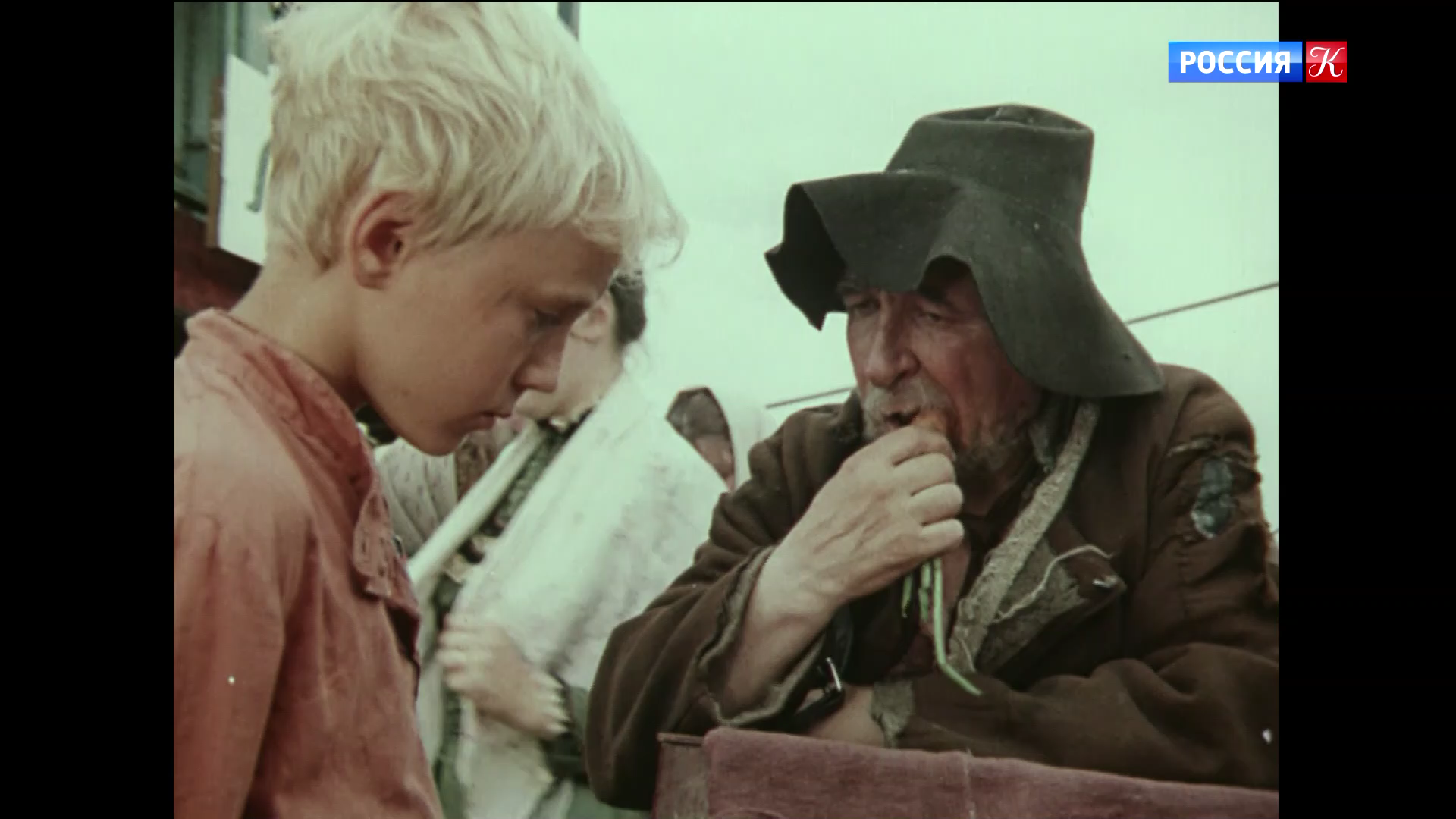 002_РАННЕЕ_РАННЕЕ_УТРО_1983_1080p_HDTV_РОССИЯ_К_HD_by_galebcev (09).png