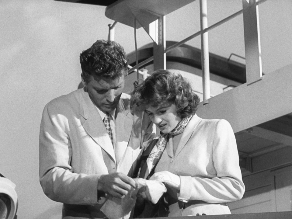 Верёвка из песка.1949.BDRip 720p msltel.mkv_snapshot_01.41.41.891.jpg