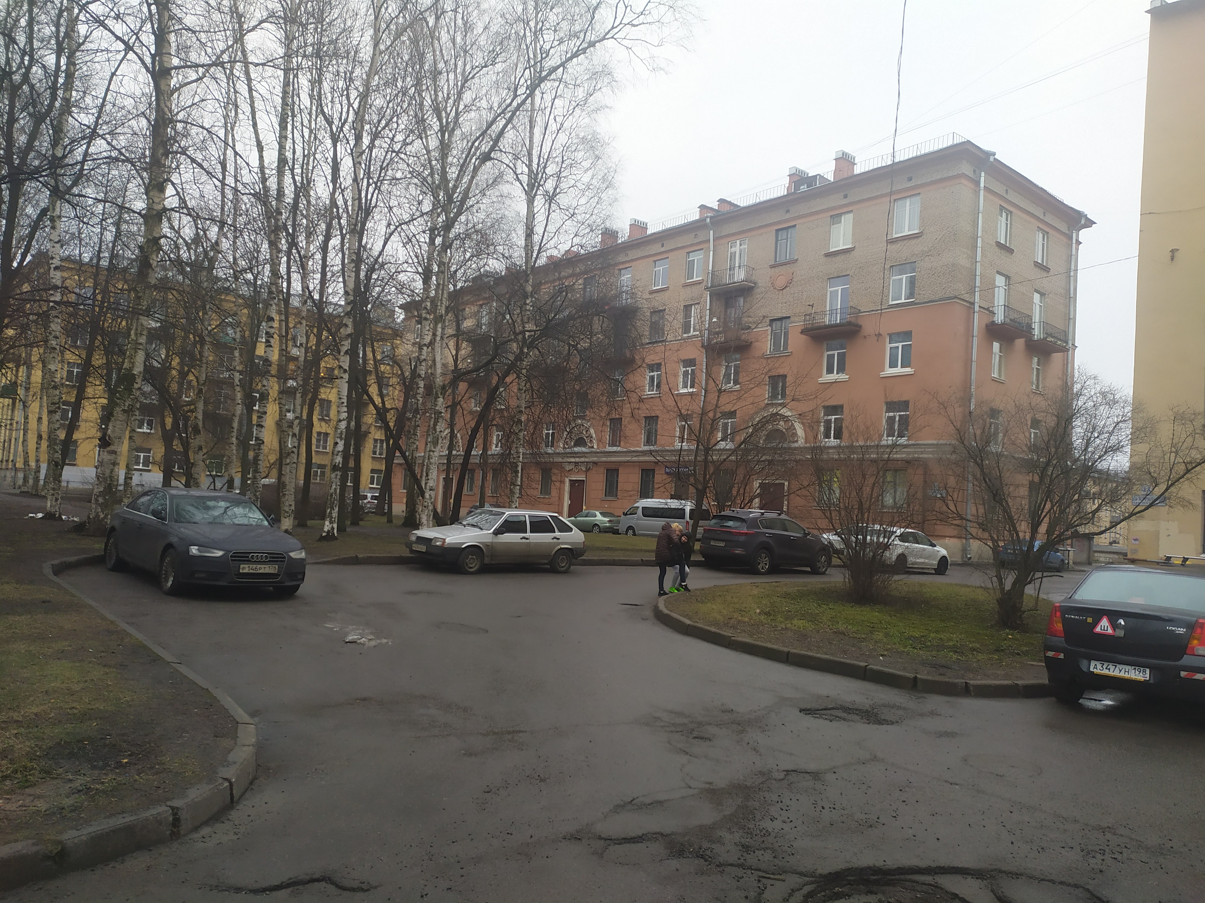 1-й Муринский 15.JPG