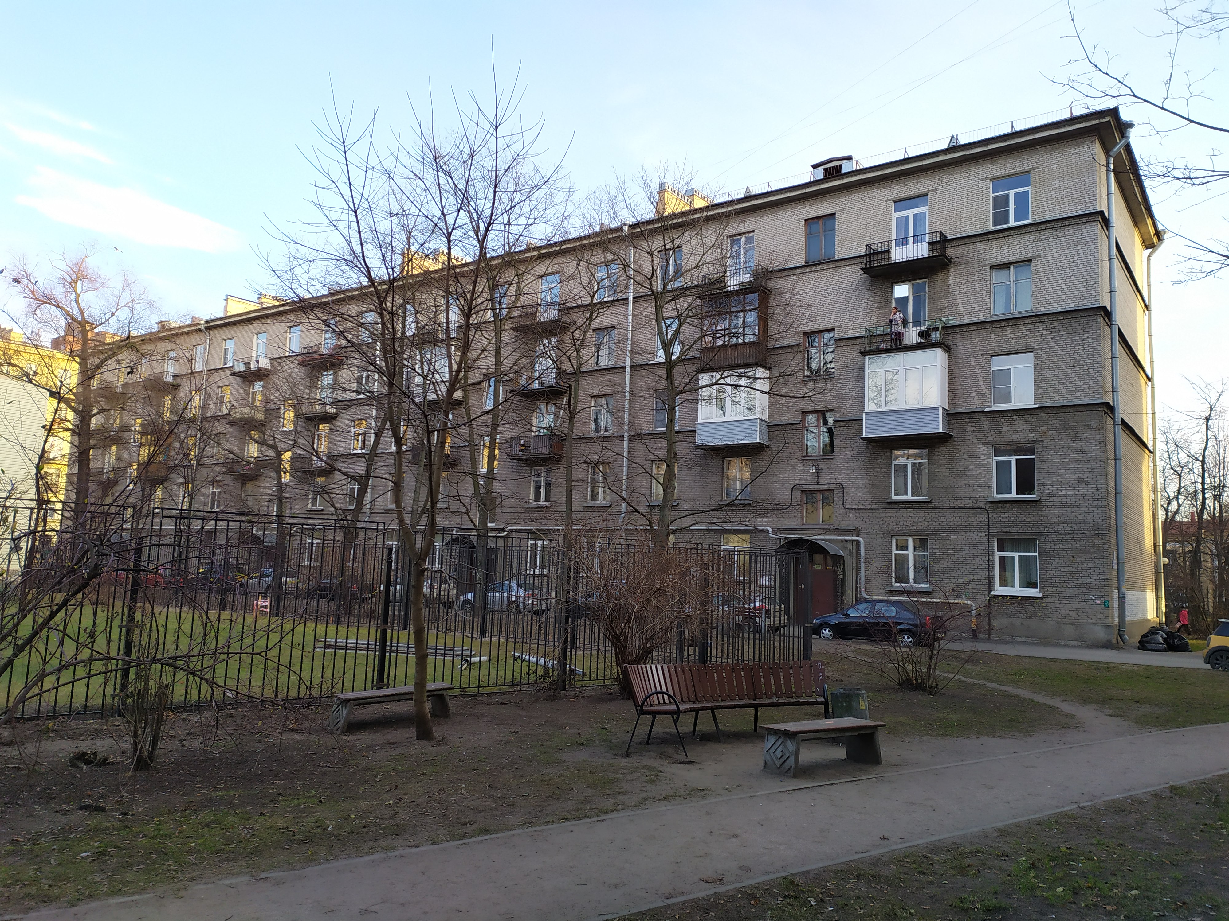 Краснопутиловская 6.jpg