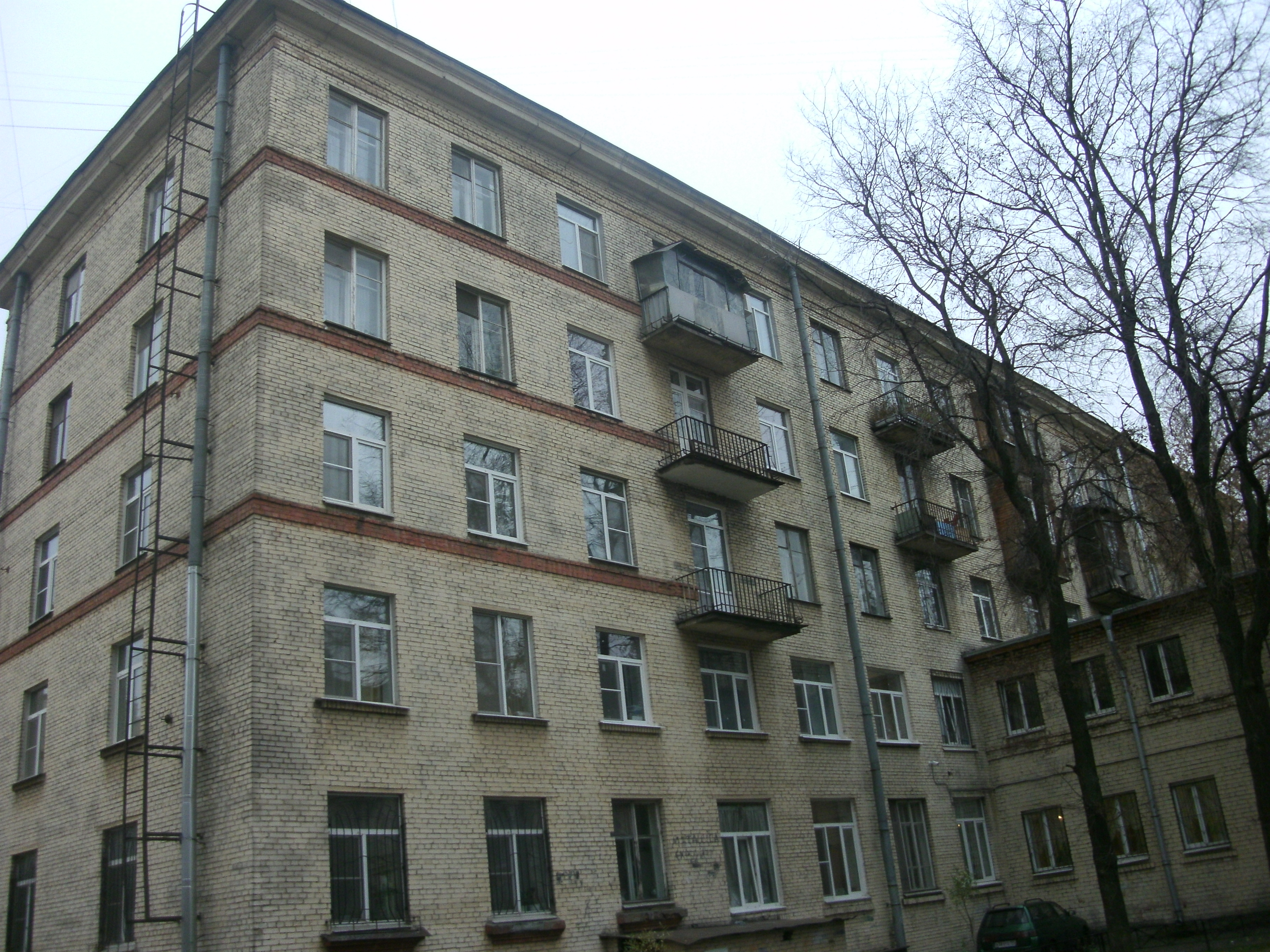 Смолячкова 13.JPG