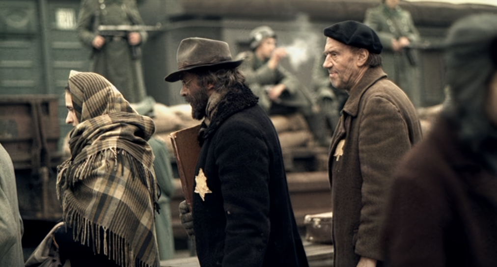 Папа (2004).mkv_snapshot_01.24.25_[2026-08-11_00.12.38].png