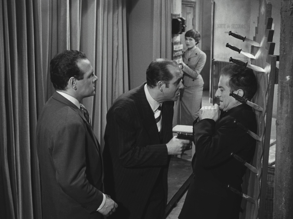 Совершенно некстати.1957.BDRip 720p msltel.mkv_snapshot_01.16.11.129.jpg