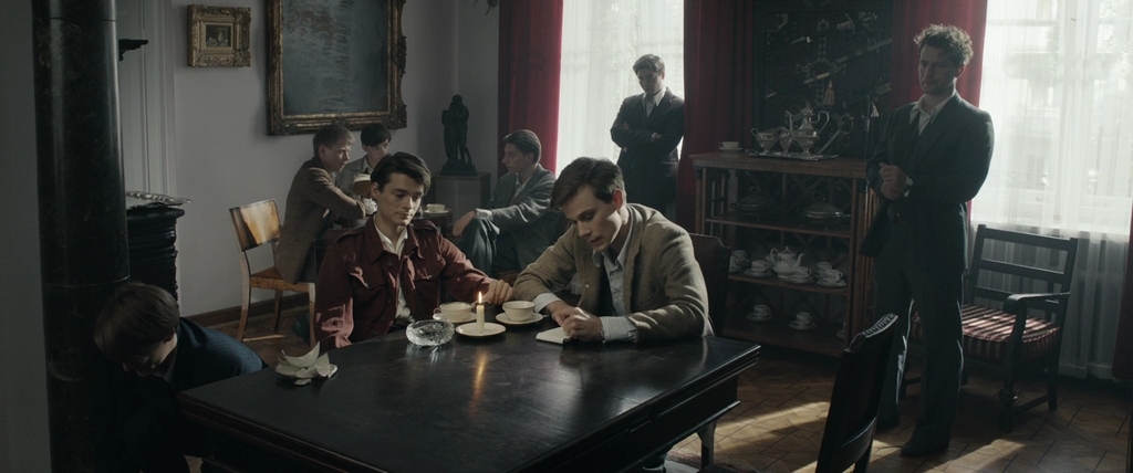 Камни на шанец.2014.BDRip AVC msltel.mkv_snapshot_00.25.27.968.jpg
