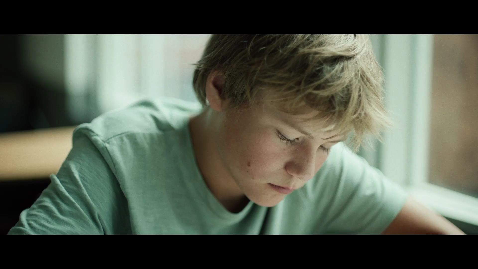 Ученик  De pupil (2025) WEB-DL 1080p_00_47_38_00_285.jpg