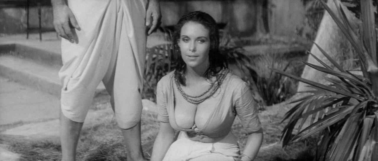 The.Stranglers.of.Bombay.1959.PowerhouseFilms.BDRip.720p.mkv_20260927_183305.588.png