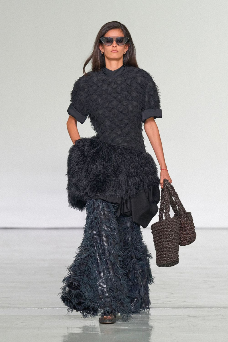 Bottega-Veneta-Spring-Summer-2027-Runway-Magazine-48.jpg