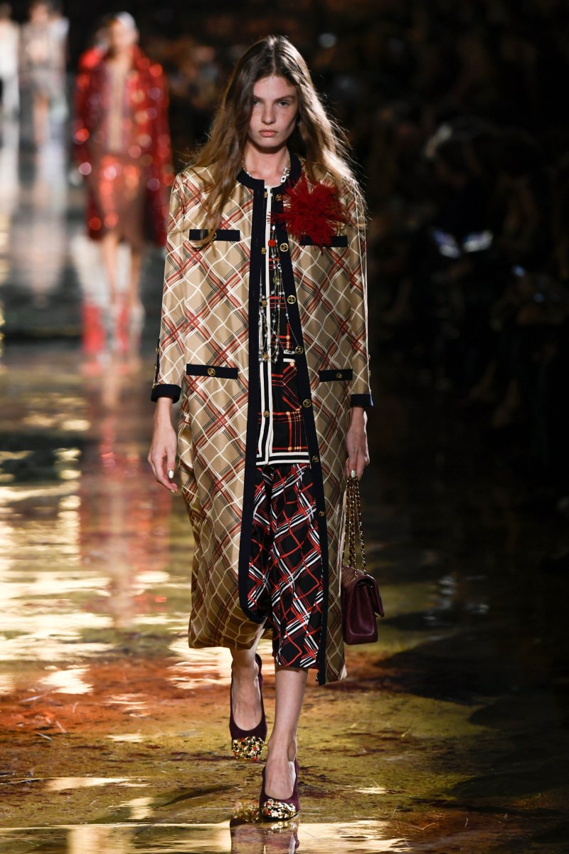 chanel-spring-2027-rtw-r-dm-0040.jpg