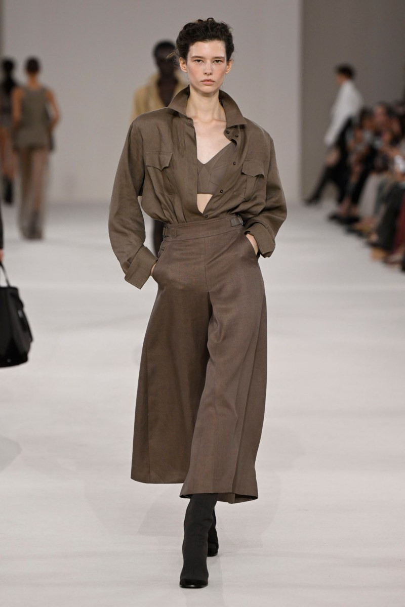 max-mara-spring-27-rtw-r-gg-029.jpg