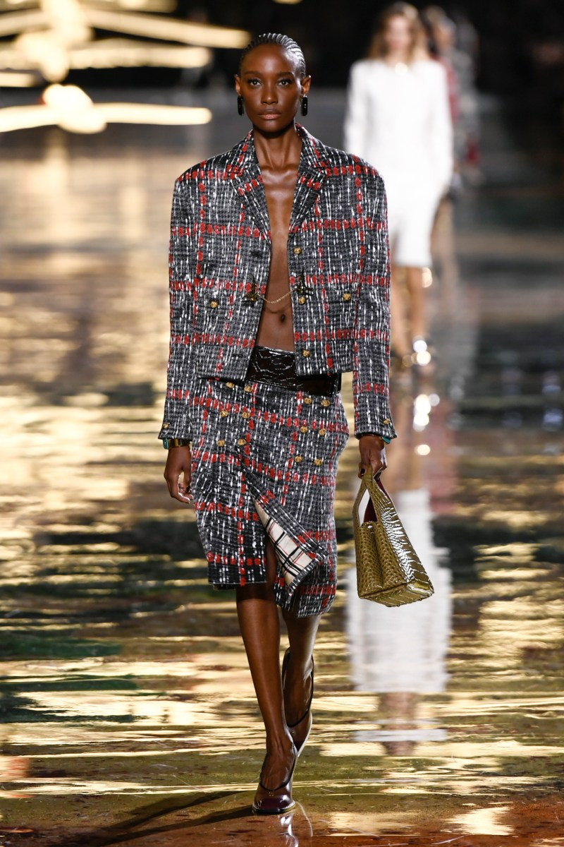 chanel-spring-2027-rtw-r-dm-0044.jpg