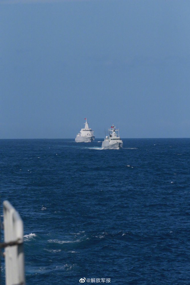Учения кораблей Флота Южно-китайского моря 